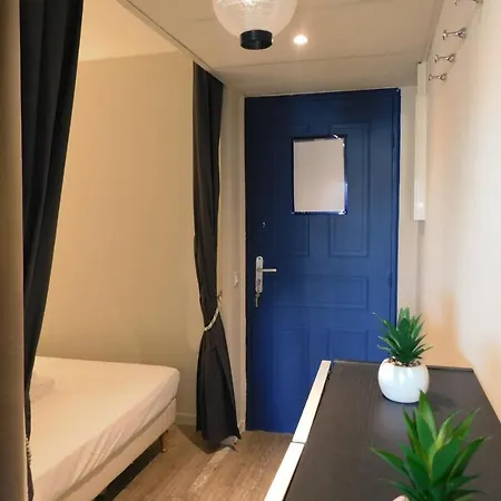 Apartment Cozy Air-conditioned 1-bedroom In With Pool Cannes
